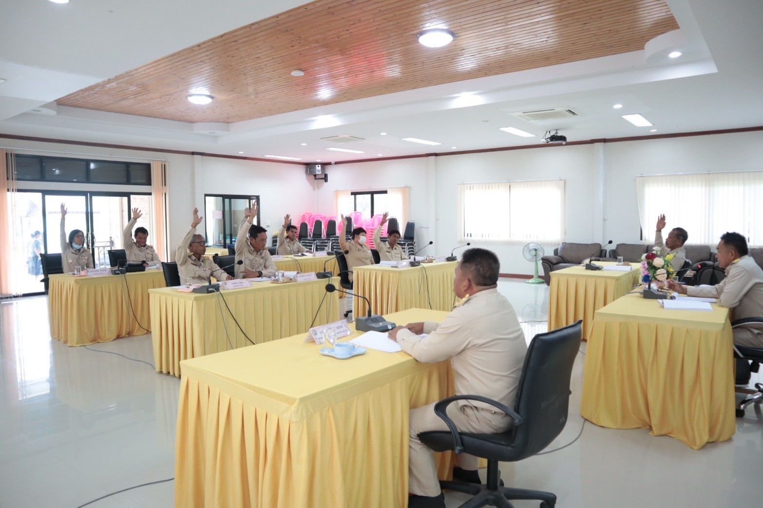 ประชุมสภาองค์การบริหารส่วนตำบลลำเลียง สมัยสามัญ สมัยที่สองประจำปี 2567